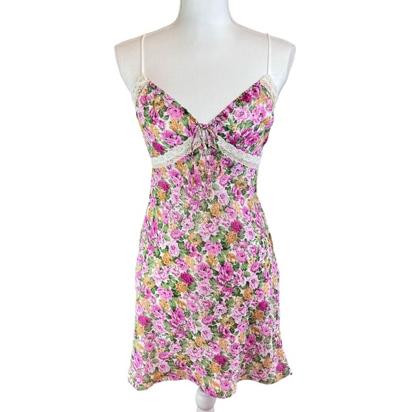 Princess Polly Dresses & Skirts - PRINCESS POLLY Pink Floral Emilee Babydoll Slip Dress 6 Camisole Mini Milkmaid